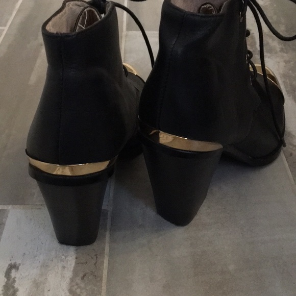 ALDO  Black Heels with Gold Toe Trim - Picture 4 of 5